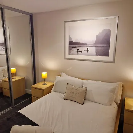 Ruby 2-bedroom Centre * Birmingham